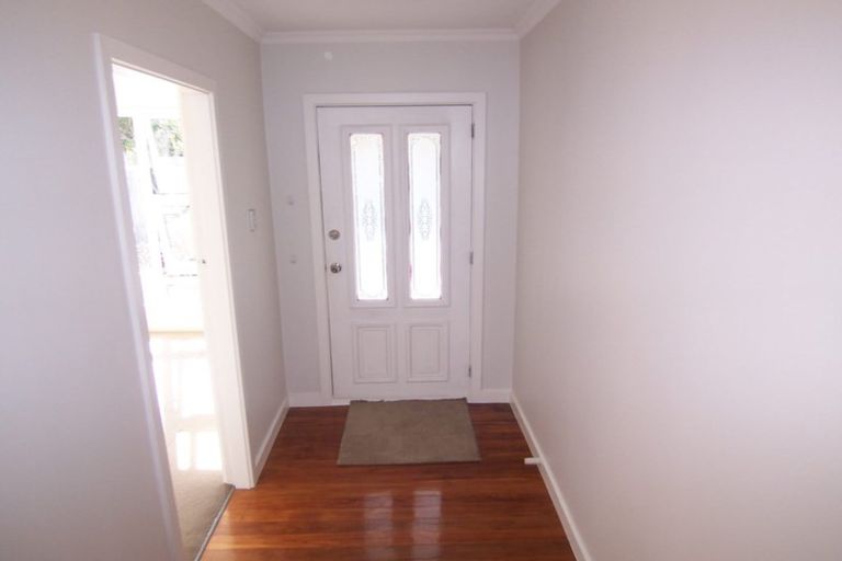 Photo of property in 279 Avonhead Road, Avonhead, Christchurch, 8042