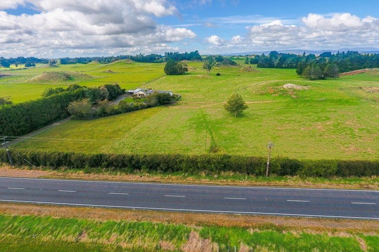Photo of property in 1201 Oturoa Road, Hamurana, Rotorua, 3072