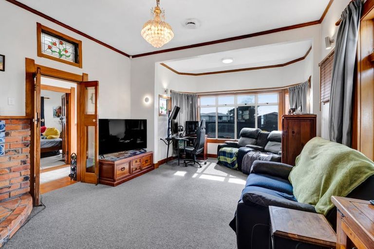 Photo of property in 231 Glover Road, Hawera, 4610