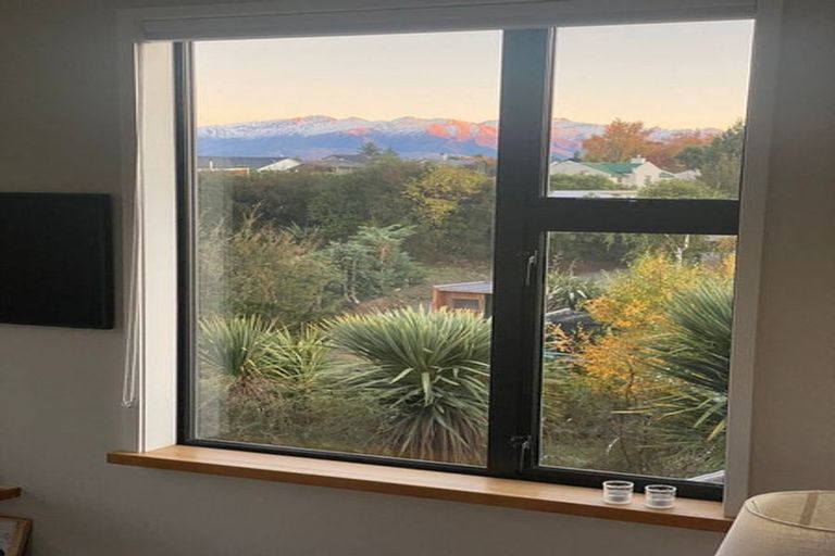 Photo of property in 12 Daniels Terrace, Wanaka, 9305