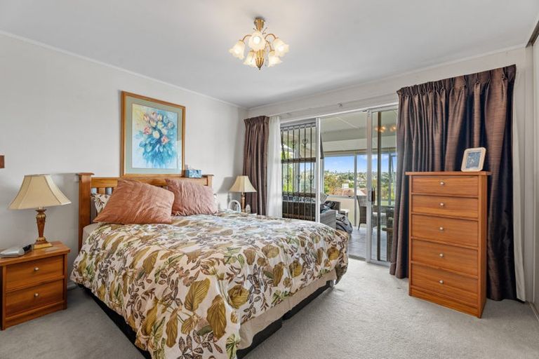 Photo of property in 30 Evelyn Road, Cockle Bay, Auckland, 2014