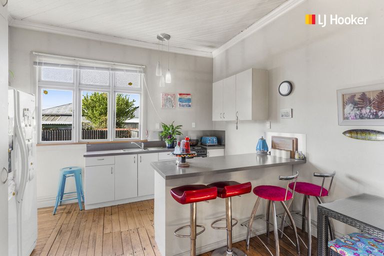 Photo of property in 44 Eastbourne Street, Caversham, Dunedin, 9012