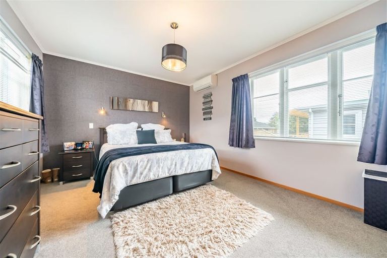 Photo of property in 42 Porutu Street, Fairfield, Lower Hutt, 5011