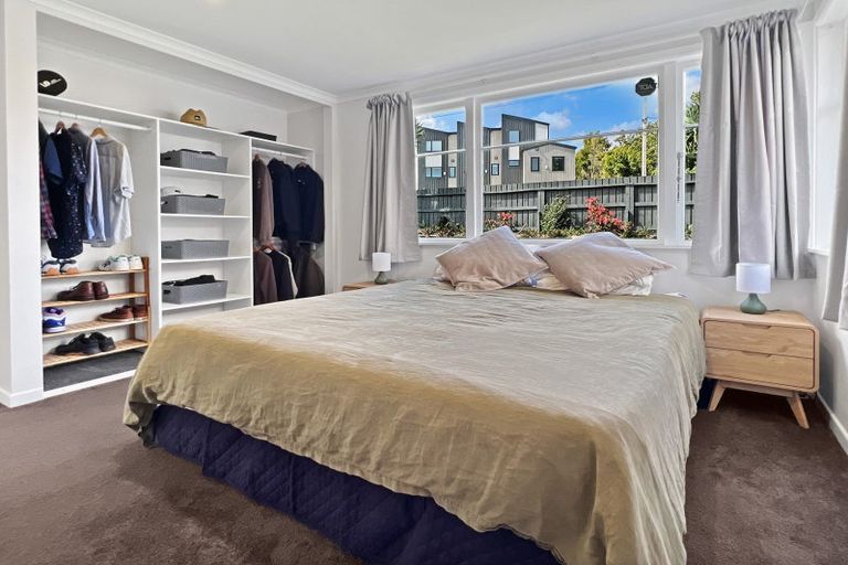 Photo of property in 222 Don Buck Road, Massey, Auckland, 0614