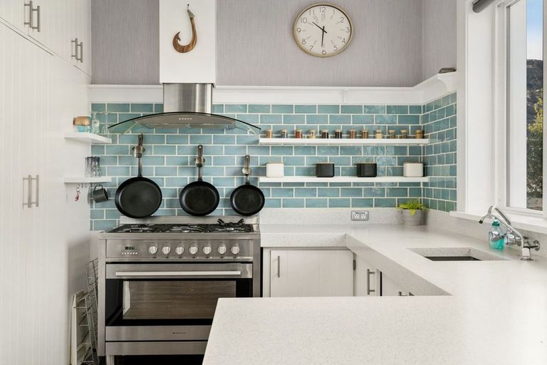 Photo of property in 4 Molyneux Avenue, Cromwell, 9310