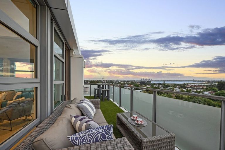 Photo of property in Maison Apartments, 503/16 Huron Street, Takapuna, Auckland, 0622