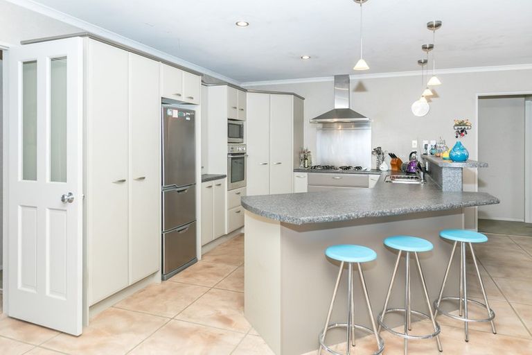 Photo of property in 23 Mangauika Road, Pirongia, Te Awamutu, 3876