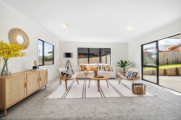 Photo of property in 5 Barnacle Rise, Red Beach, 0932