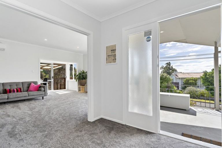 Photo of property in 1 Puriri Crescent, Lansdowne, Masterton, 5810