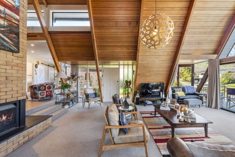 Photo of property in 28 Mata Place, Kinloch, Taupo, 3377