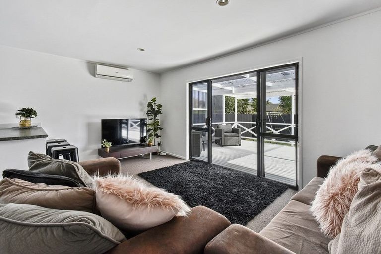 Photo of property in 16a Takanini School Road, Takanini, 2112