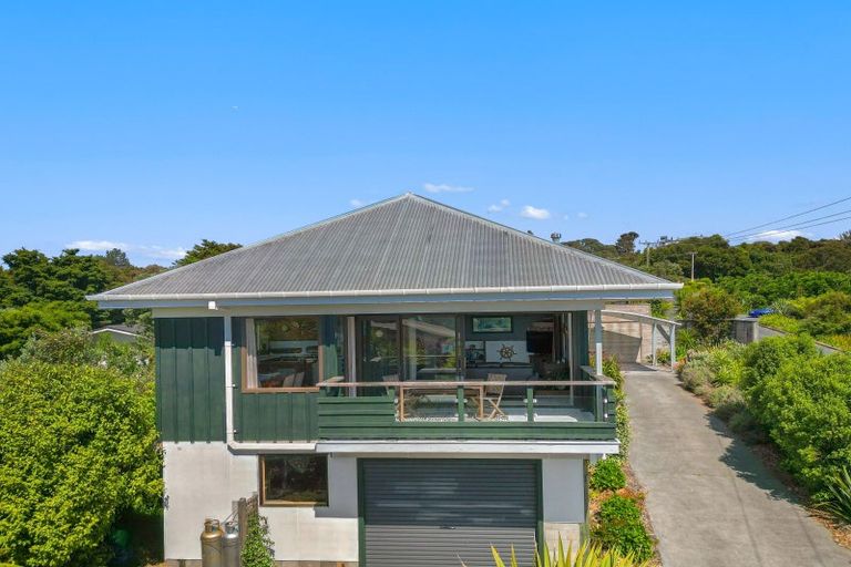 Photo of property in 20 Franklin Street, Opua, 0200