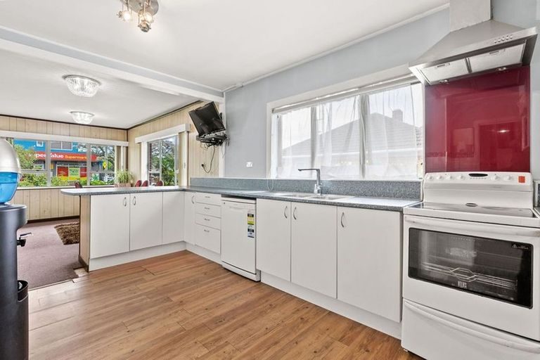 Photo of property in 57 Settlement Road, Papakura, 2110