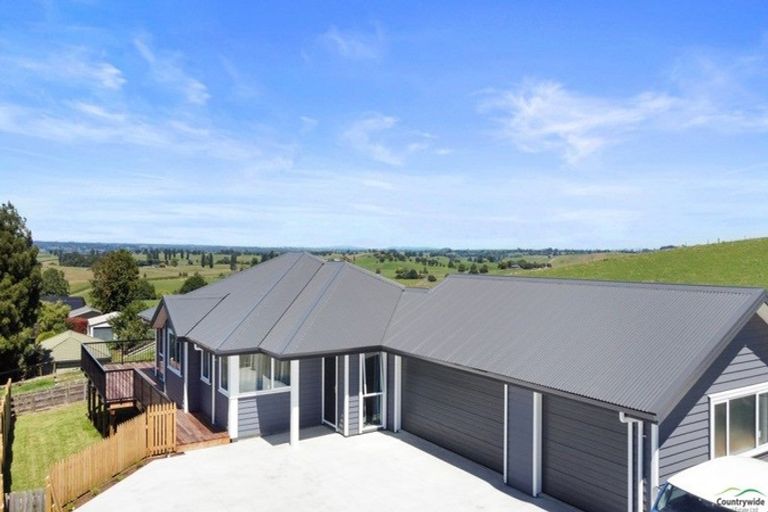 Photo of property in 21 Fairview Street, Tirau, 3410