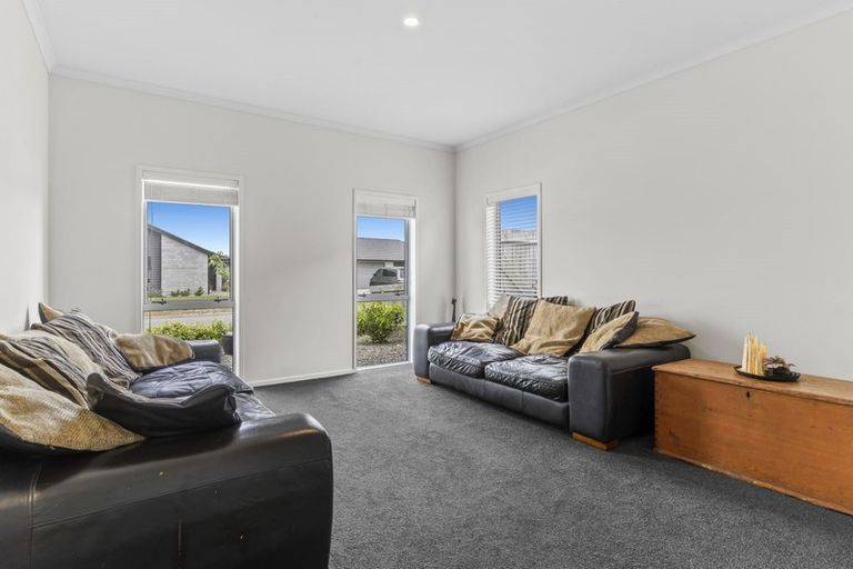 Photo of property in 57 Te Kio Crescent, Papamoa Beach, Papamoa, 3118