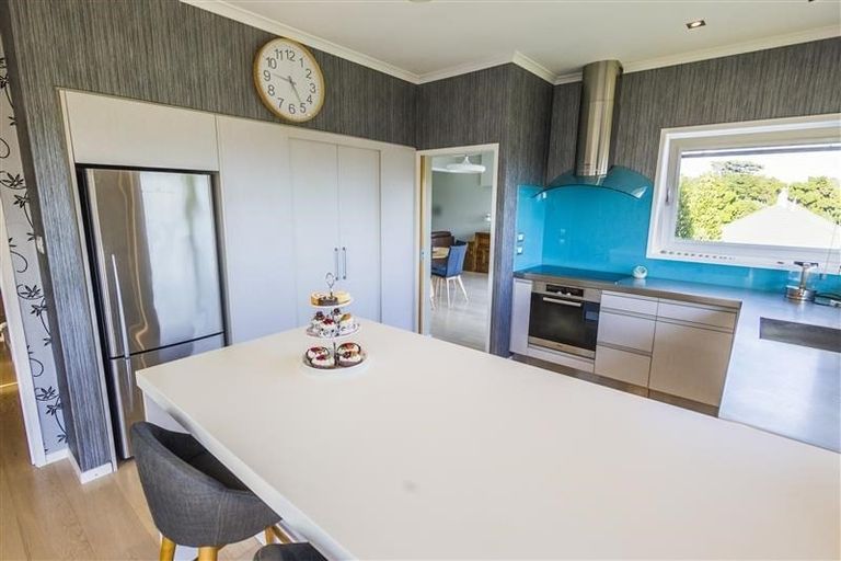 Photo of property in 11 Fillis Street, New Plymouth, 4310