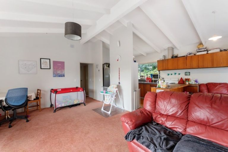 Photo of property in 18c Titoki Road, Waikanae Beach, Waikanae, 5036