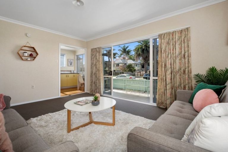 Photo of property in 1/18 May Street, Mount Maunganui, 3116