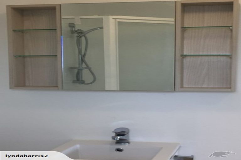 Photo of property in 30b Seaview Road, Otumoetai, Tauranga, 3110