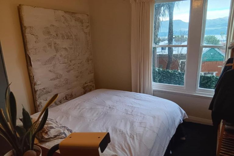 Photo of property in 26 Hawkhurst Road, Lyttelton, 8082