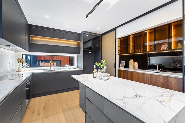 Photo of property in 7a Crete Avenue, Milford, Auckland, 0620