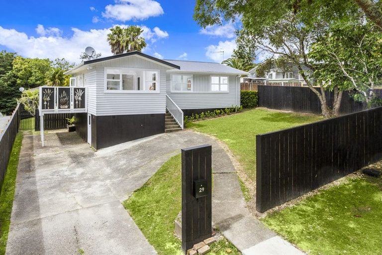 Photo of property in 29 Castleton Street, Birkdale, Auckland, 0626