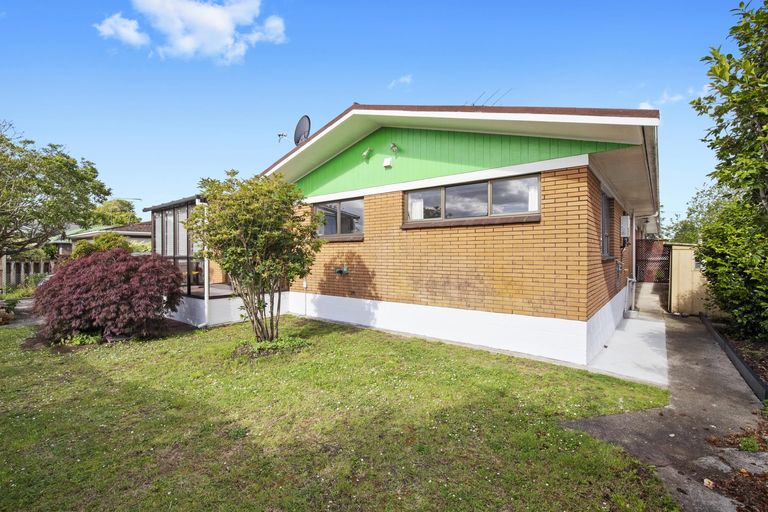 Photo of property in 71b Queen Street, Pukekohe, 2120