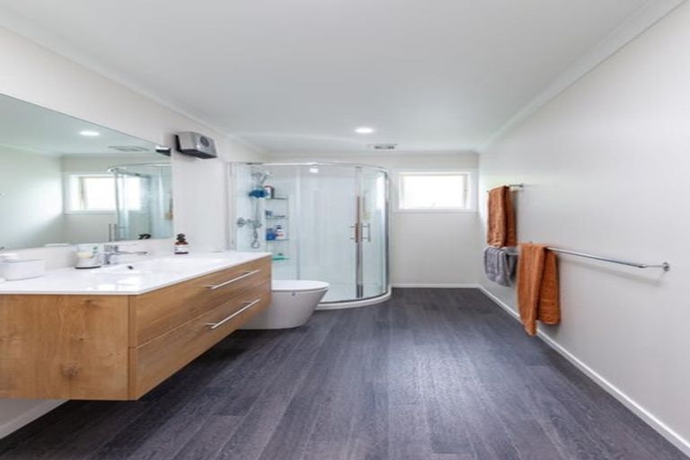 Photo of property in Former Morven School, 41 Donald Street, Morven, Waimate, 7980