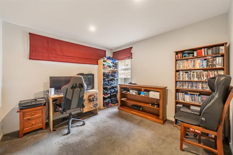 Photo of property in 7 Halewood Grove, Churton Park, Wellington, 6037