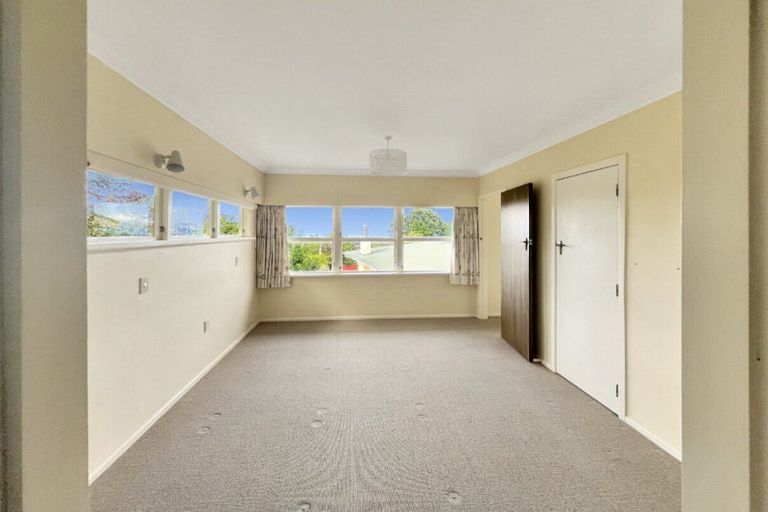 Photo of property in 64 Chesham Avenue, Waipahihi, Taupo, 3330
