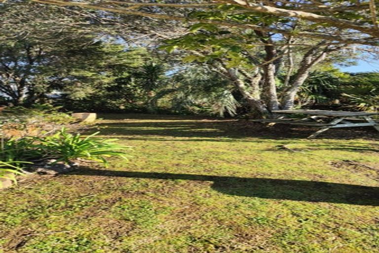 Photo of property in 2875 Long Bay Road, Wyuna Bay, Coromandel, 3581