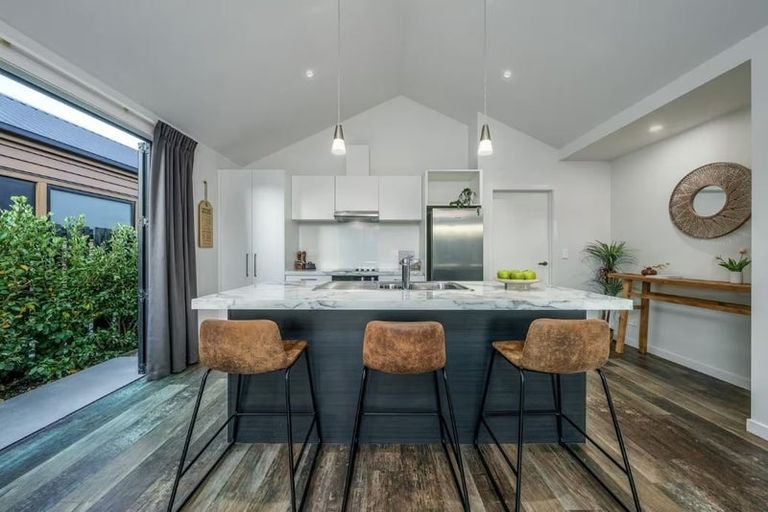 Photo of property in 5 Lorne Street, Lake Hayes, Queenstown, 9304