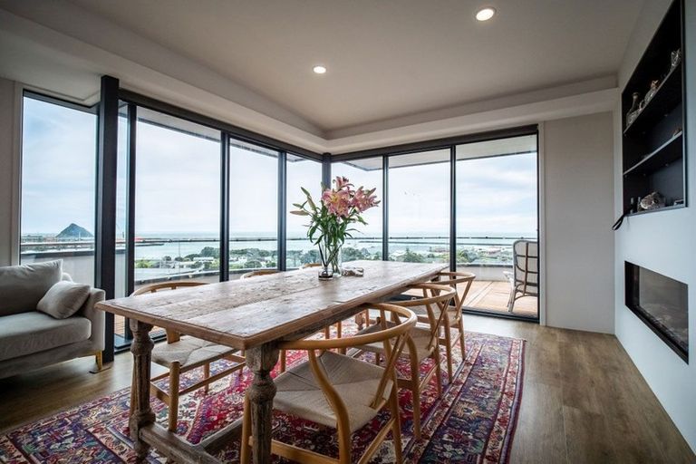 Photo of property in 1 Mission Street, Moturoa, New Plymouth, 4310