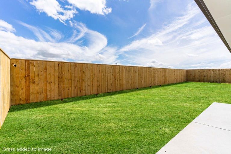 Photo of property in 59 Te Taniwha Road, One Tree Point, 0118