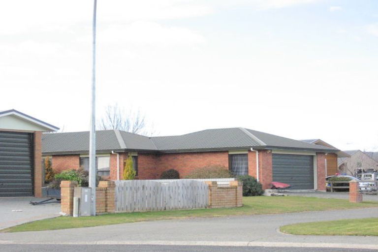 Photo of property in 11 Melland Place, Te Anau, 9600