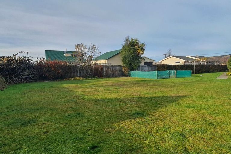 Photo of property in 2 Andrew Street, Waimate, 7924