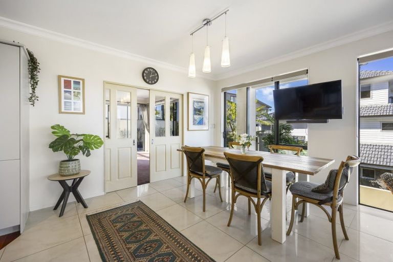 Photo of property in 34a Seaview Road, Castor Bay, Auckland, 0620