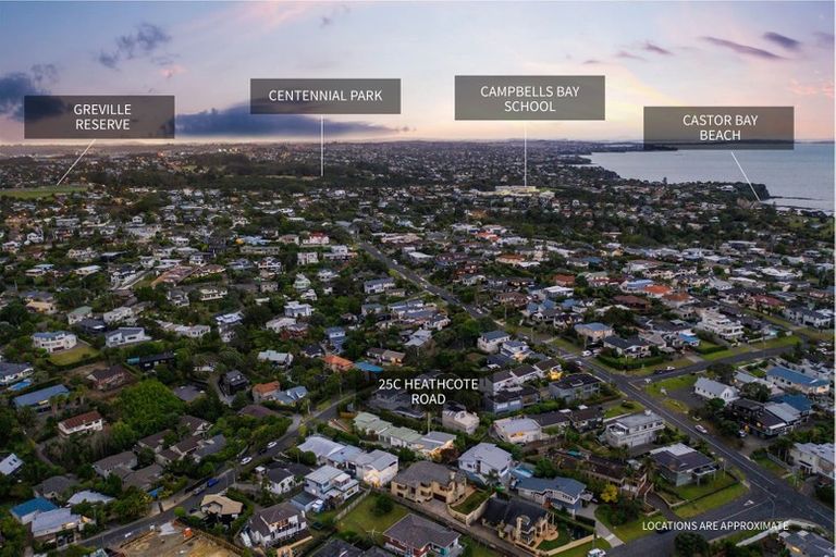 Photo of property in 3/25 Heathcote Road, Castor Bay, Auckland, 0620