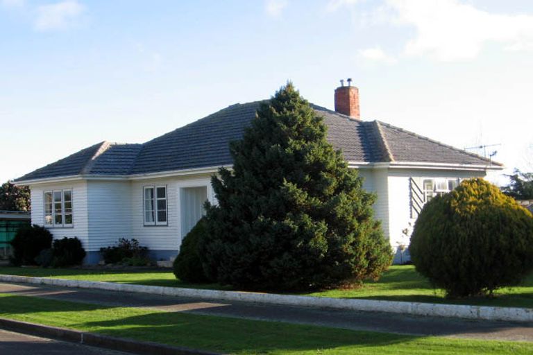 Photo of property in 69 Savage Crescent, West End, Palmerston North, 4412