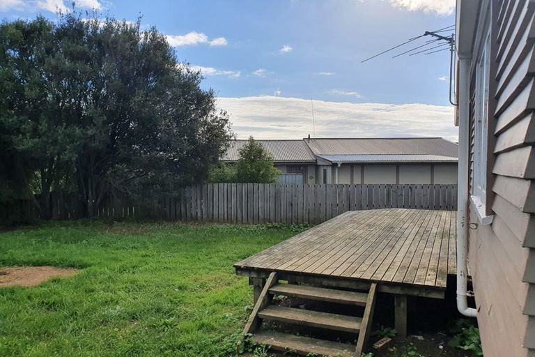 Photo of property in 26 Totara Street, Waiuku, 2123