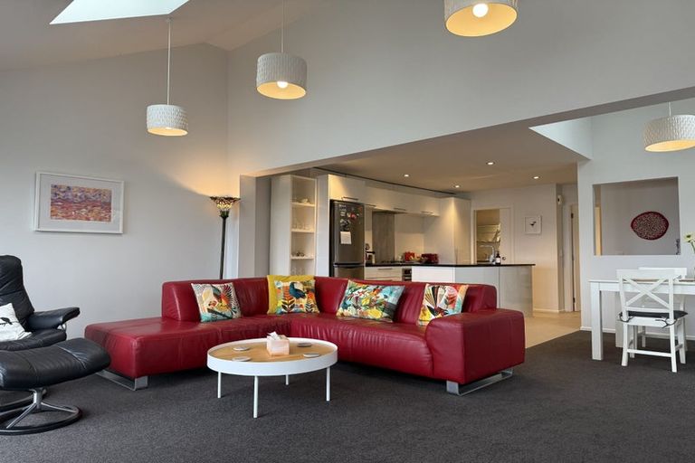 Photo of property in 8b Frandi Street, Thorndon, Wellington, 6011