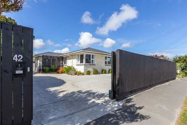 Photo of property in 42 Ensign Street, Halswell, Christchurch, 8025