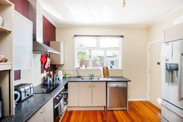 Photo of property in 859 Main Street, Roslyn, Palmerston North, 4414