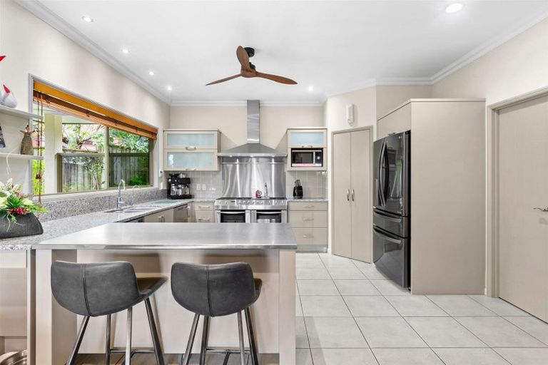 Photo of property in 176b Heta Road, Highlands Park, New Plymouth, 4312