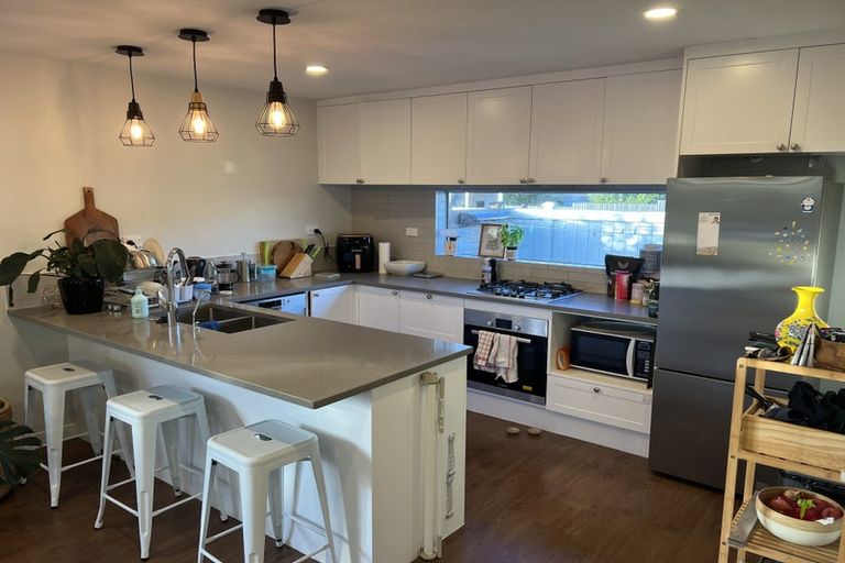 Photo of property in 25 Waterloo Road, Milford, Auckland, 0620