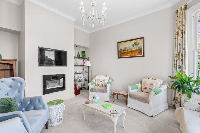 Photo of property in 17 Hogg Crescent, Masterton, 5810