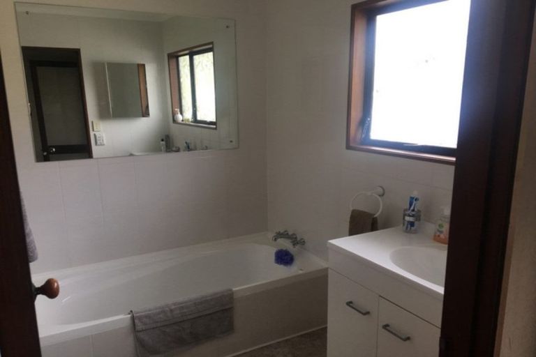 Photo of property in 2/7 Crawford Crescent, Te Kamo, Whangarei, 0112