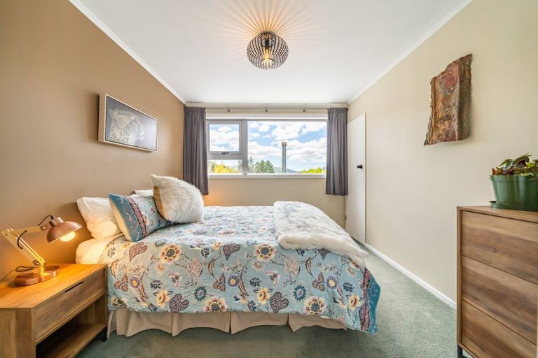 Photo of property in 50 Ngahere Street, Stokes Valley, Lower Hutt, 5019