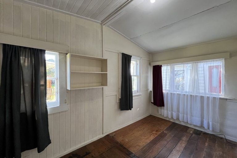 Photo of property in 183 Rautawhiri Road, Helensville, 0875