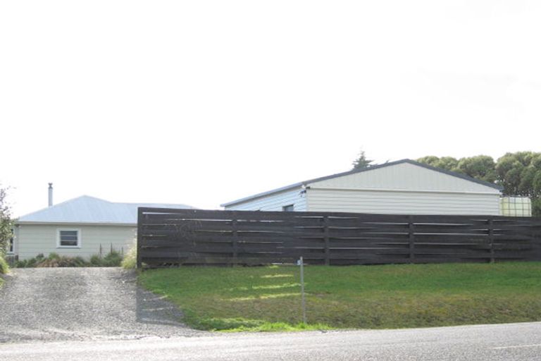 Photo of property in 252 Dunns Road, Otatara, Invercargill, 9879
